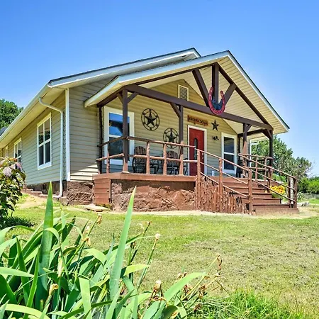 Mcalester Cottage With 30 Private Acres And Ponds!